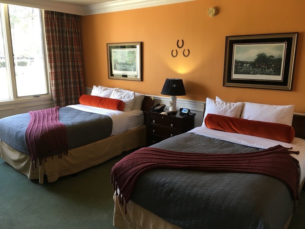 The Inn At Houndslake エイキン エクステリア 写真